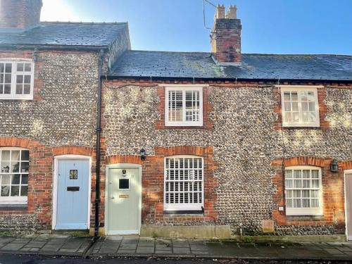 Arundel House | Quaint Cottage in the heart of Arundel