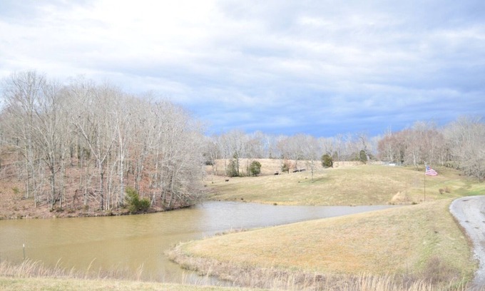 Greeneville Cabin | Quaint Farmstay in East Tennessee