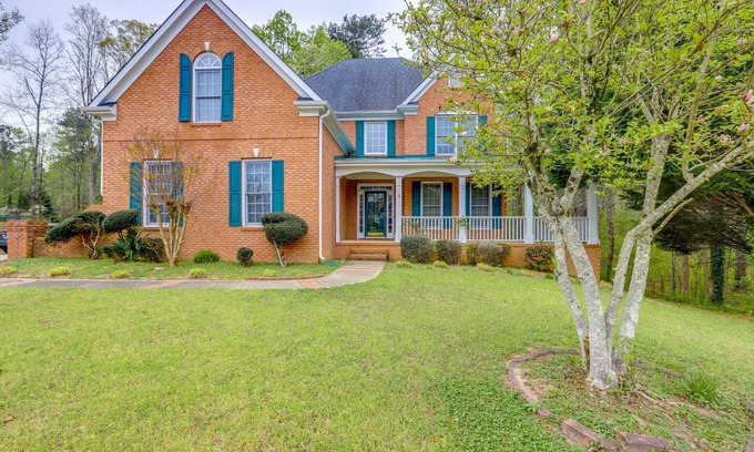 Fayetteville House | Quaint Fayetteville Vacation Rental w/Lake Access