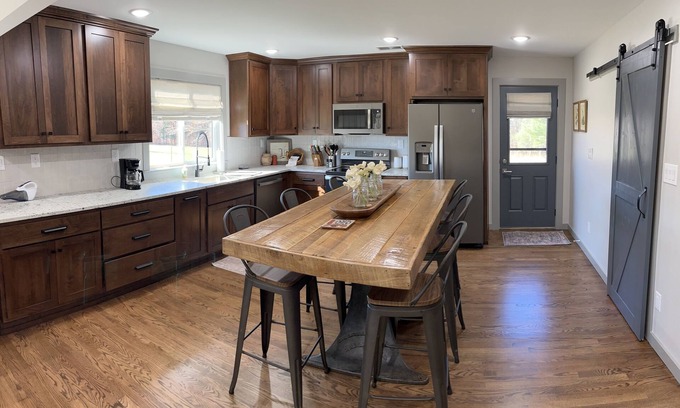 Saint Francis House | Quaint,newly remodeled country cabin in the heart of Bourbon Country.
