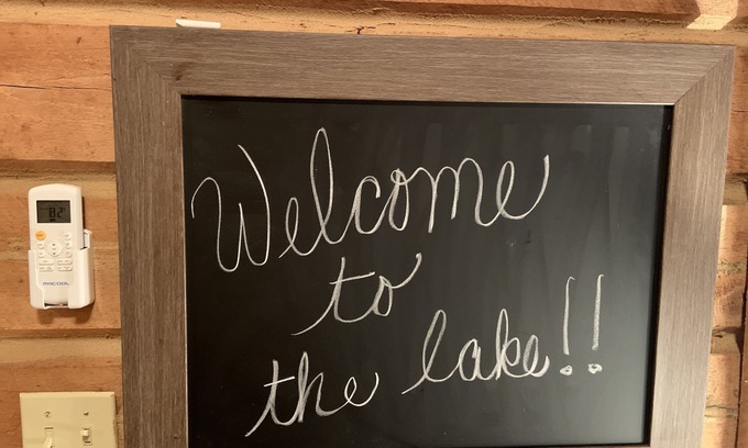 Flat Hollow Marina Cabin | Quaint, Rustic Lakefront Log Cabin on Wooded Lot at Norris Lake ,Private Dock!