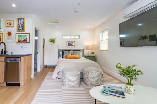Hillcrest Apartment | Quaint Studio in Charming Marston Hills
