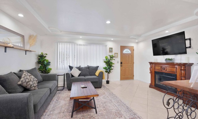 Paso Robles House | Quaint Wine Country Getaway|Close to DT & Wineries