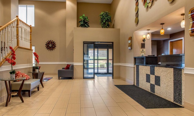 Bloomington Hotel | Quality Inn Bloomington near University