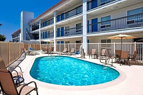 Leucadia Hotel | Quality Inn Encinitas Near Legoland