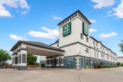 West San Antonio Hotel | Quality Inn Near Seaworld - Lackland