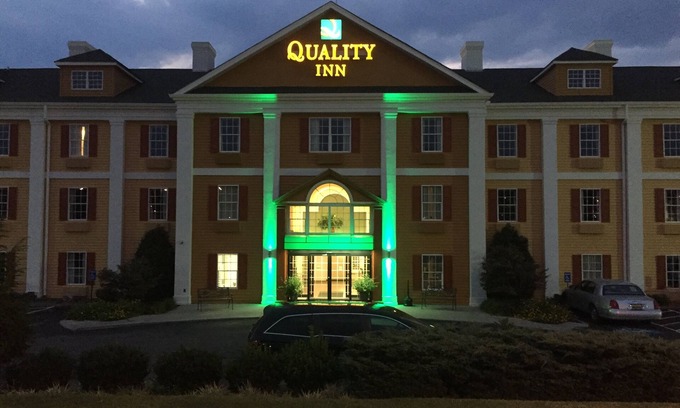 Oak Ridge Hotel | Quality Inn Oak Ridge