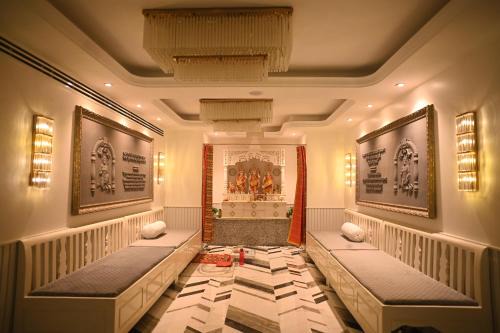 Faizabad Hotel | Quality Inn Rama, Ayodhya