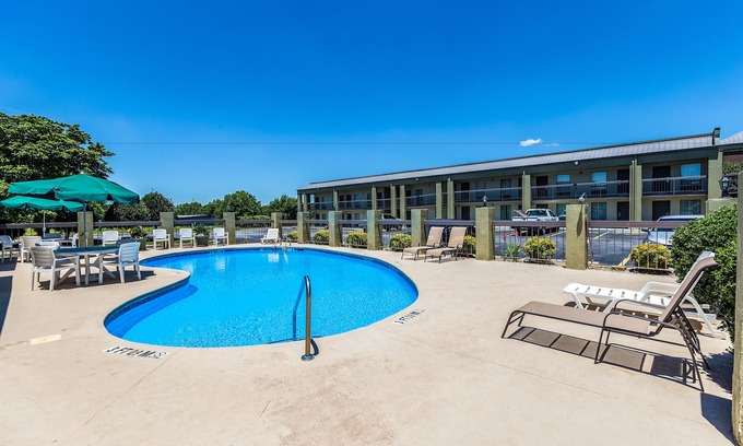 Simpsonville Hotel | Quality Inn Simpsonville - Greenville