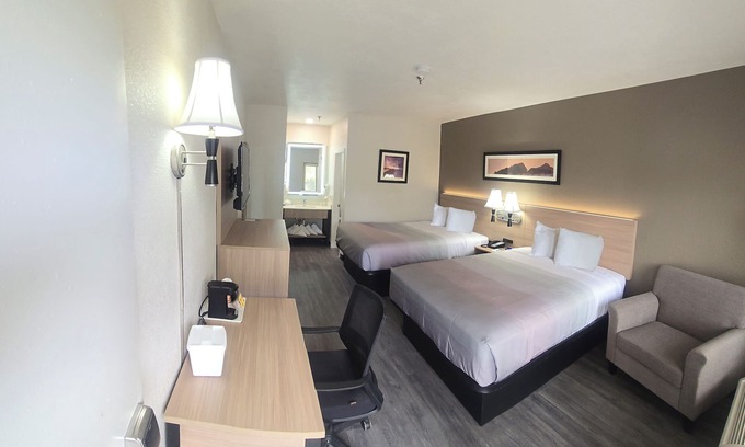 Albuquerque Hotel | Quality Inn & Suites Albuquerque South Valley Area