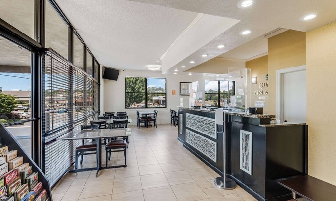 Hot Springs Hotel | Quality Inn & Suites Hot Springs-Lake Hamilton