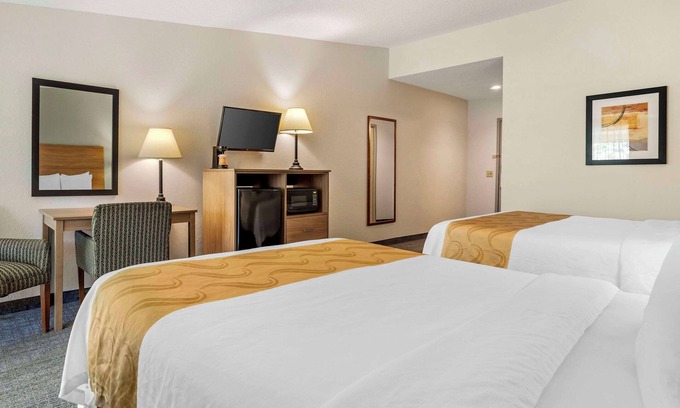 South Main Hotel | Quality Inn & Suites NRG Park - Medical Center