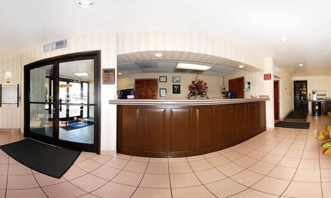 Orangeburg Hotel | Quality Inn & Suites