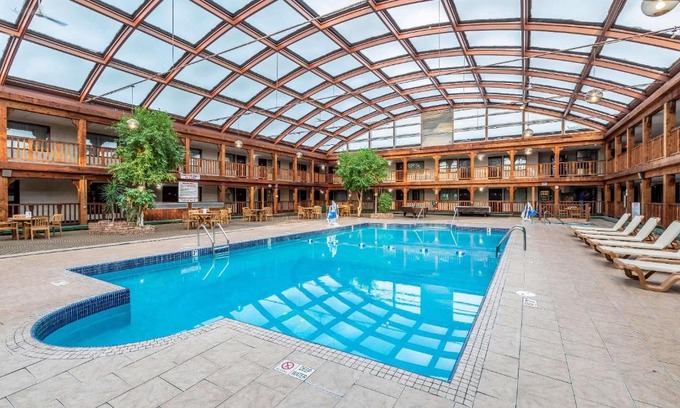 Rib Mountain Hotel | Quality Inn Wausau