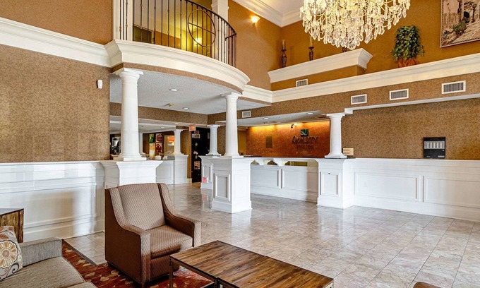 North San Antonio - SAT Hotel | Quality Suites San Antonio Northeast