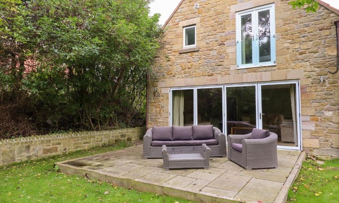 Bamburgh House | Quarry Haven
