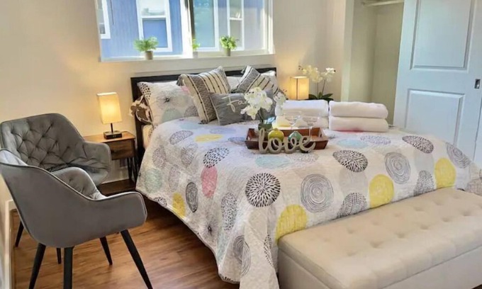 North Queen Anne House | Queen Anne cozy house with Puget Sound View #4