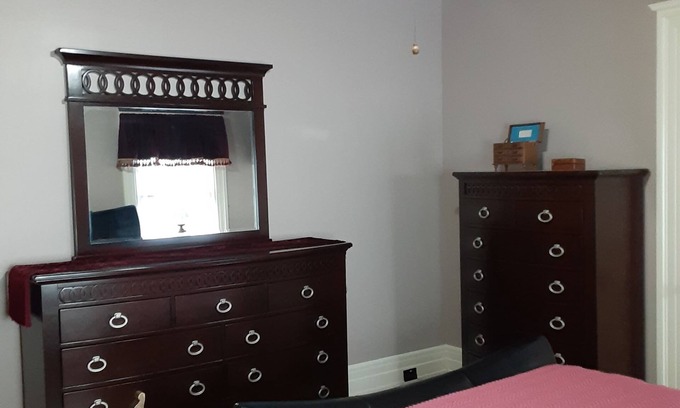 Downtown Toledo House | Queen Bed in Historic Victorian Bed and Breakfast