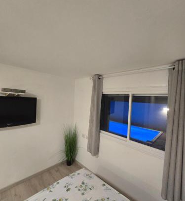 Kiryat Ata Apartment | Queen