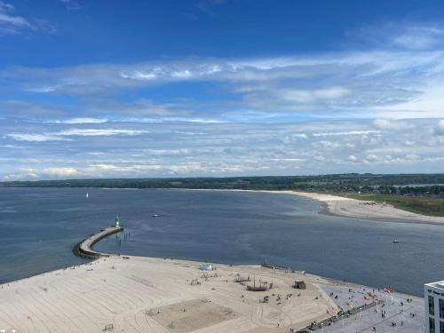 Alt-Travemunde/Ronnau Apartment | Queen Josefine, 3-Zimmer-Eckwohnung mit Trave- und Meerblick