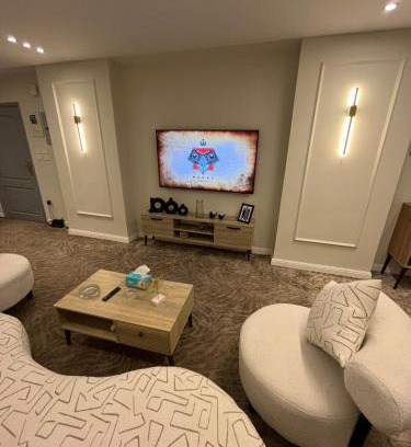 Zamalek Apartment | Queen of Zamalek 3BR apt
