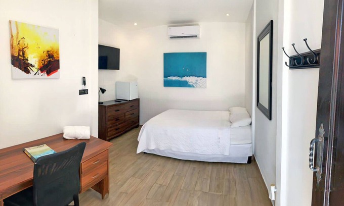 Tamarindo Hotel | Queen Room #1 for 2 people