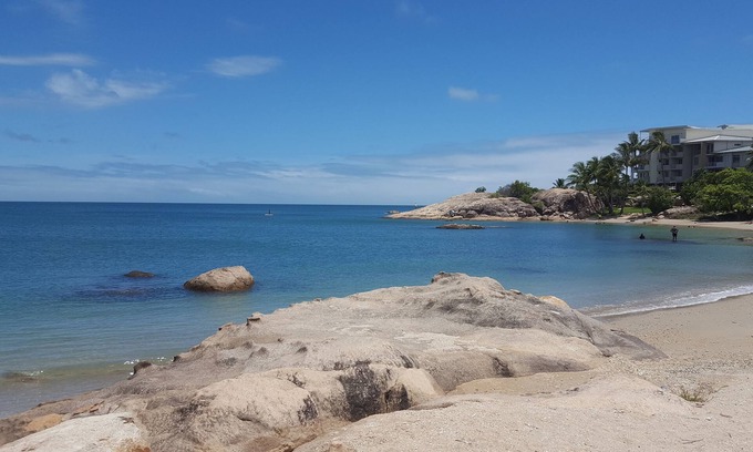 Queens Beach RV Rental | Queens Beach Tourist Village