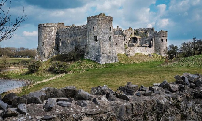 Pembroke Dock Apartment | Queens Holiday Apartment