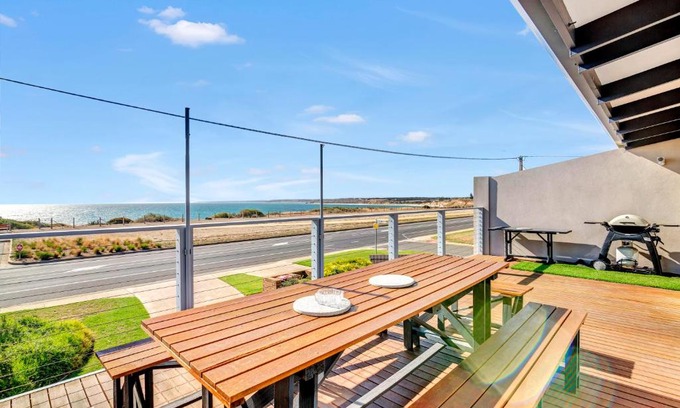 Aldinga Beach House | Queensland South - Aldinga Beach - C21 SouthCoast Holidays