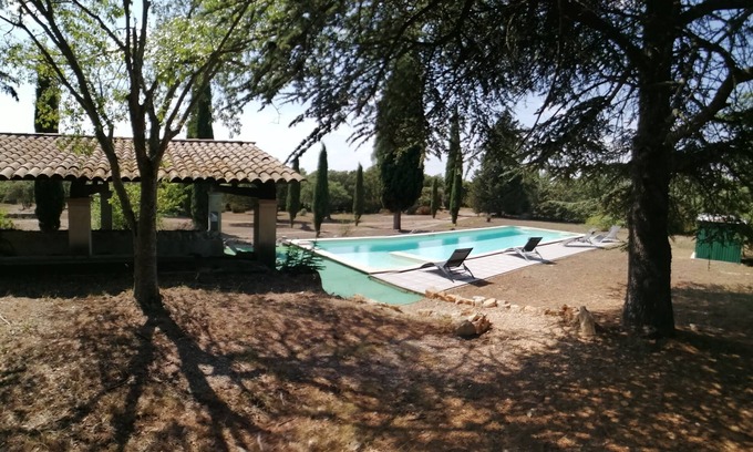 Saint-Julien House | Quiet, air-conditioned accommodation in the Verdon regional park