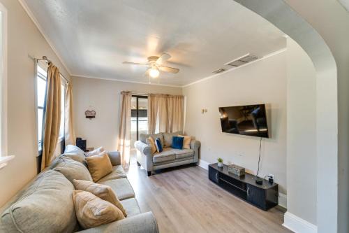 Smith's Memento Apartment | Quiet Apt Walk to Daytona Beach and Water Park!