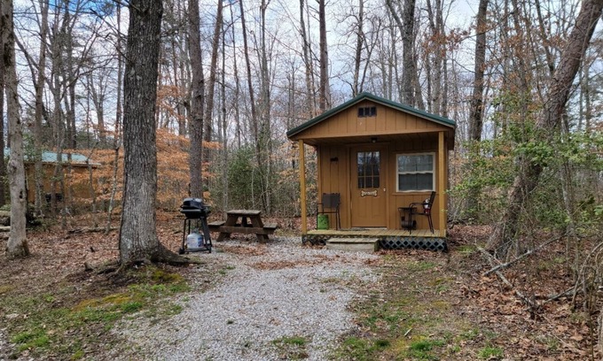 Wilder Cabin | Quiet Cabin at The Retriever Retreat