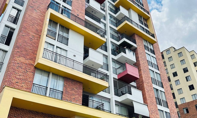 Floridablanca Apartment | Quiet, centrally located lodging. All rooms have air conditioning and hot water.