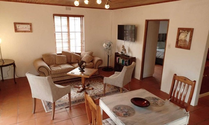 Centurion Cottage | Quiet Country Cottage, bordering a nature reserve