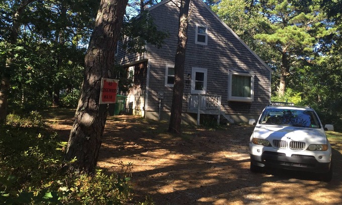 Edgartown Cottage | Quiet Cozy Cottage in the Woods - Centrally Located