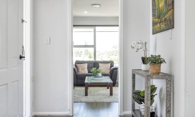 Merrylands House | Quiet Elevated Serene Home