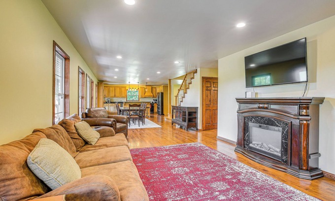 Hamden Cabin | Quiet Family Cabin in Hamden: Hot Tub + Game Room!