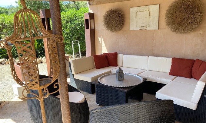 Sant Joan House | Quiet finca paradise in the heart of the island with large pool and garden