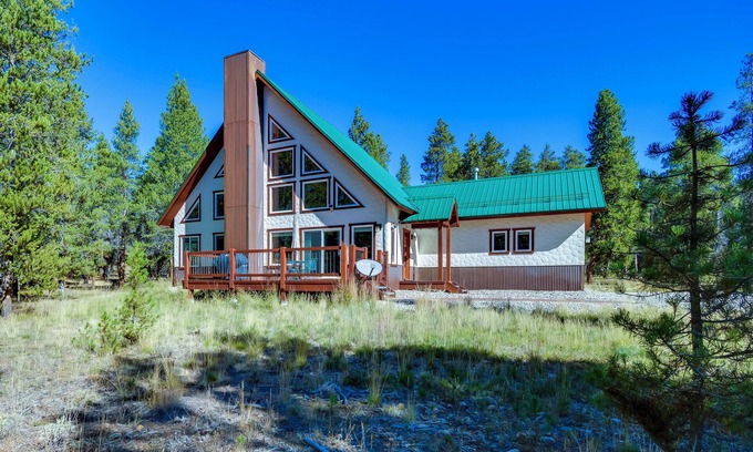 Leadville House | Quiet Leadville Home on 3 Acres w/Gas Grill!
