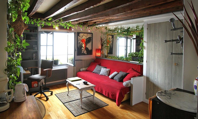 Saint-Germain-des-Pres Apartment | Quiet Lovers' N'est, the heart of St Germain des Prés and the Latin Quarter
