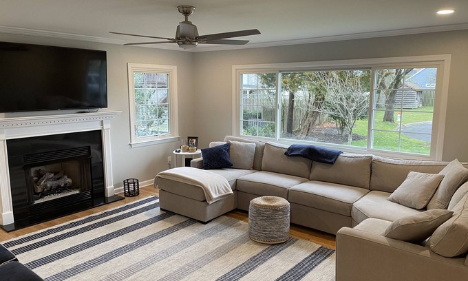 Manasquan House | Quiet neighborhood - 5 minutes to Sea Girt and Manasquan Beaches