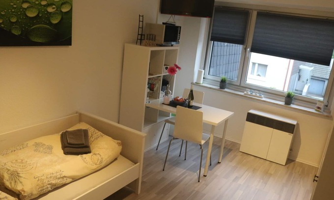 Buer Apartment | Quiet one-room apartment in Gelsenkirchen Buer - near Veltins Arena