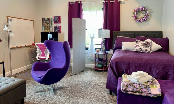 Mapleton/Fall Creek House | Quiet Purple Peace Retreat Close to Downtown Indy-Women Only/Safe and Secure