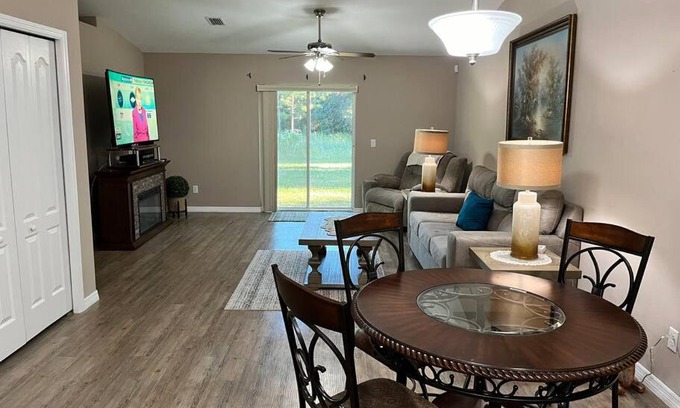 Citrus Springs Apartment | Quiet Snowbird Retreat Comfy Affordable
