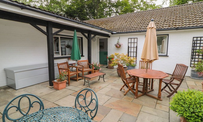 Coleraine Cottage | Quiet Waters Cottage