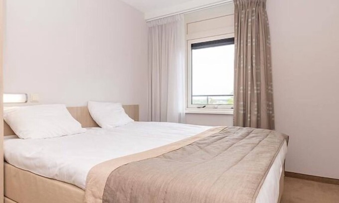Kamperland Hotel | Quiet Wellness Getaway | Spa, Pool & Relaxing Beach Escape | Free Parking