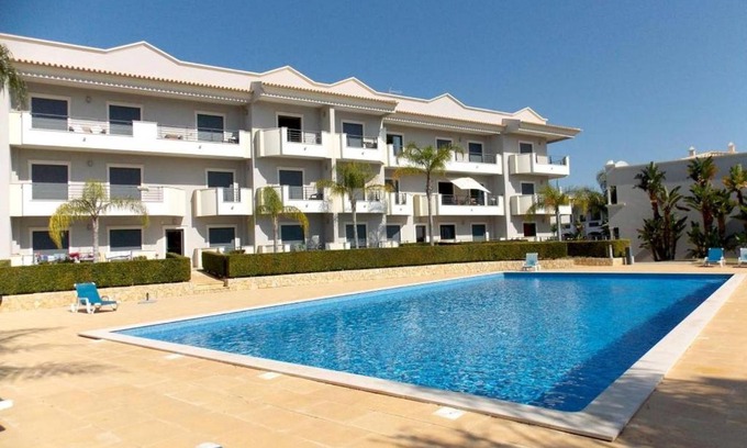 Vale de Carro Apartment | Quinta do Pinheiro Residence