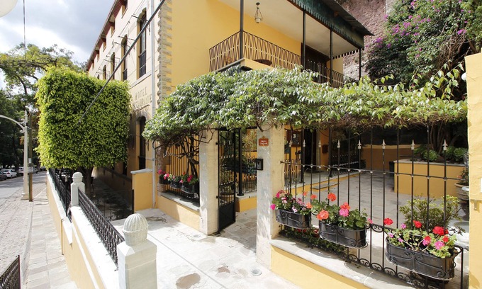 De La Presa Hotel | Quinta Las Acacias
