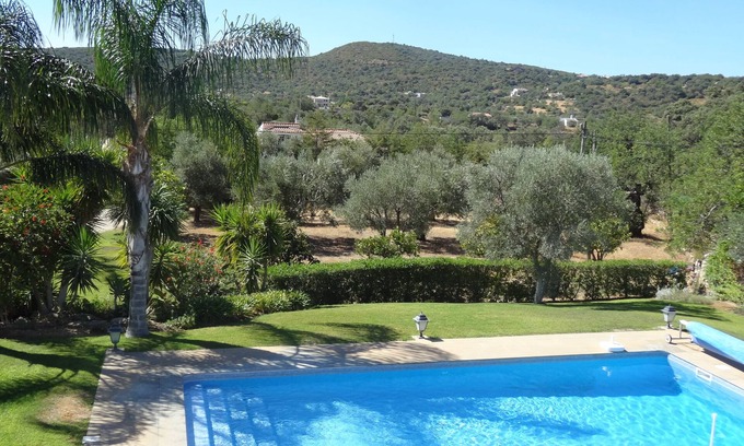 Poco do Mouro Villa | Quinta Roxana, Loulé, spacious villa, large private pool & garden, lovely views