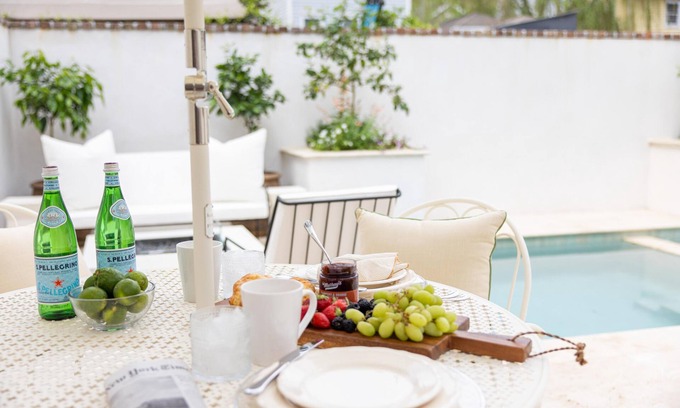 Downtown Charleston House | Quintessential Charleston experience at this luxurious 2-bedroom, 2.5-bath